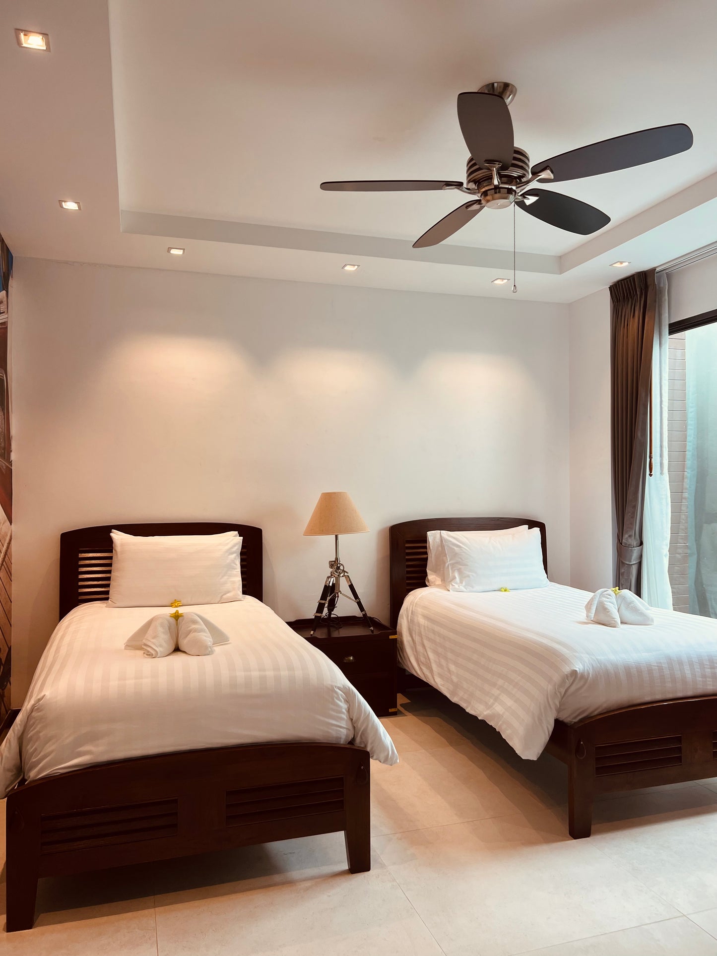 HARMONY VILLA - The Lake House