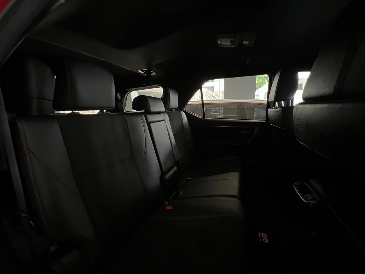 Toyota Fortuner / Mitsubishi Pajero