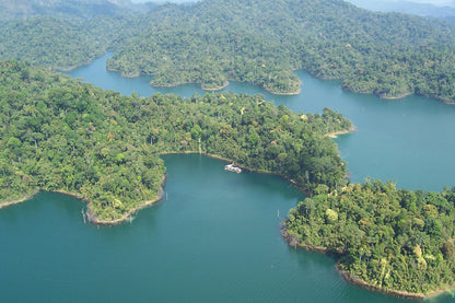 VOYAGE KHAOSOK & CHEOW LAN LAKE (NUIT À RAFT HOUSE) 2J / 1N